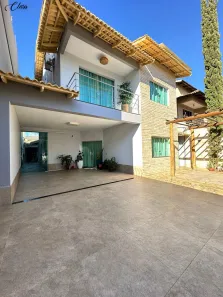 Casa com 4 Quartos à venda, 193m² no Jardim América, Goiânia