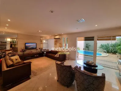 Sobrado com 4 Quartos à venda, 233m² no Jardim São Caetano, São Caetano do Sul