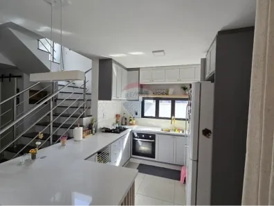 Casa com 3 Quartos à venda, 166m² no São João do Rio Vermelho, Florianópolis