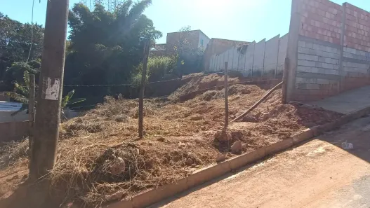 Lote/Terreno à venda, 355m² no Jardim Vila Rica, São Joaquim de Bicas