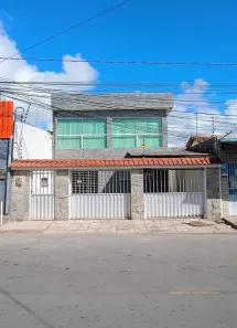 Casa com 6 Quartos à venda, 180m² no Rio Doce, Olinda