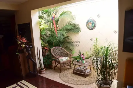 Sobrado com 3 Quartos à venda, 248m² no Centro, Pelotas