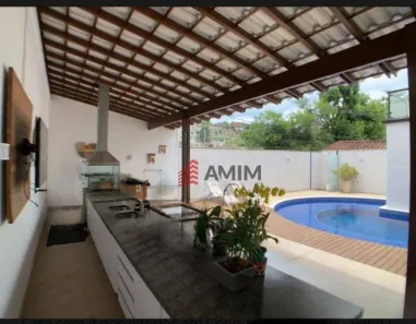 Casa de Condomínio com 4 Quartos à venda, 300m² no Badu, Niterói