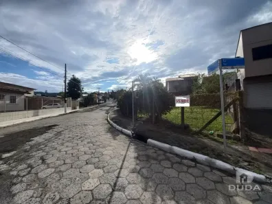 Lote/Terreno à venda, 425m² no Próspera, Criciúma
