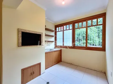 Apartamento com 2 Quartos para alugar, 75m² no Petrópolis, Porto Alegre