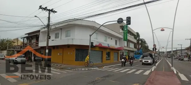 Sala Comercial para alugar, 252m² no Municípios, Balneário Camboriú