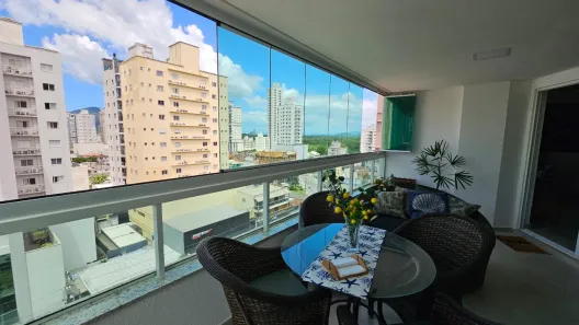 Apartamento com 3 Quartos à venda, 193m² no Meia Praia, Itapema