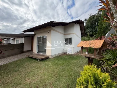 Casa com 2 Quartos à venda, 74m² no Vila Germer, Timbó