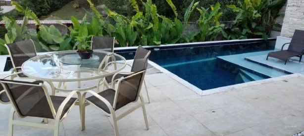 Casa de Condomínio com 4 Quartos à venda, 330m² no Piratininga, Niterói