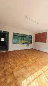 Casa com 3 Quartos à venda, 165m² no Jardim D'Abril, Osasco