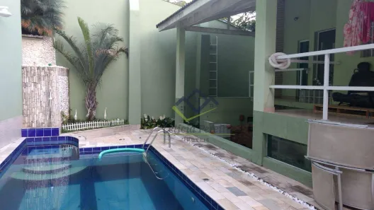 Casa de Condomínio com 5 Quartos para alugar, 300m² no Arujá Country Club, Arujá