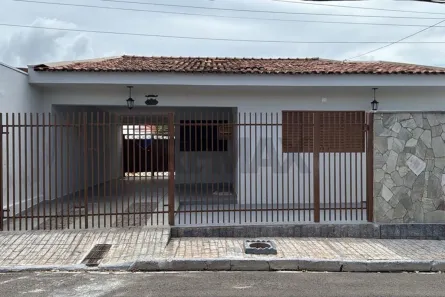 Casa com 4 Quartos à venda, 137m² no Conjunto Habitacional Cristo Rei, São José do Rio Preto