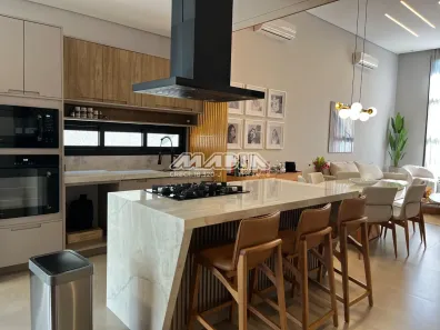 Casa de Condomínio com 3 Quartos à venda, 240m² no Pinheiro, Valinhos