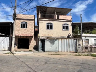 Casa com 3 Quartos à venda, 75m² no São Judas Tadeu, Juiz de Fora