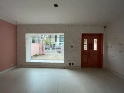 Casa com 3 Quartos à venda, 234m² no Embaré, Santos
