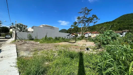 Lote/Terreno à venda, 240m² no Engenho do Mato, Niterói