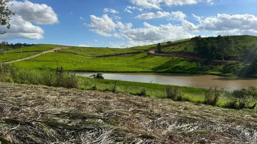 Lote/Terreno à venda, 1000m² no Água Branca, Igaratá
