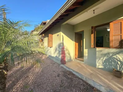 Casa com 2 Quartos à venda, 81m² no Lago Azul, Estância Velha