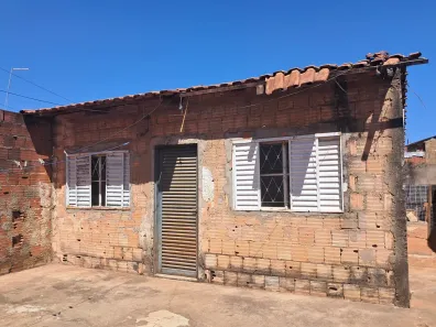 Casa com 2 Quartos à venda, 126m² no Samambaia Norte, Brasília