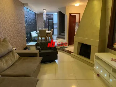 Casa de Condomínio com 3 Quartos à venda, 230m² no Campo Limpo, São Paulo