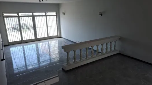 Ponto Comercial com 8 Quartos para alugar, 288m² no Vila Santa Tereza, Bauru