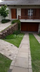 Casa com 3 Quartos à venda, 270m² no Vila Nova, Porto Alegre