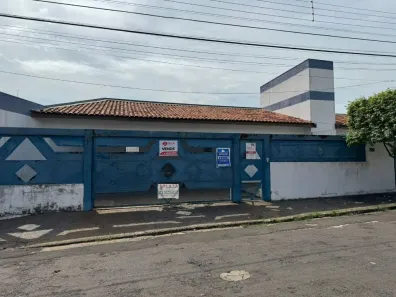 Casa com 3 Quartos à venda, 274m² no Jardim Aparecida Nasser, Marília