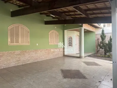 Casa com 5 Quartos à venda, 275m² no Araçás, Vila Velha