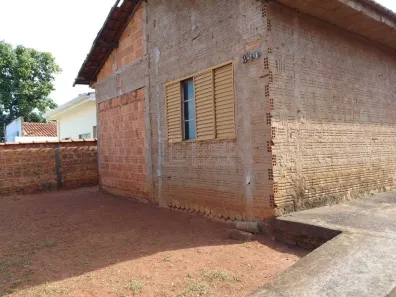 Casa com 3 Quartos à venda, 115m² no Jardim Roberto Selmi Dei, Araraquara