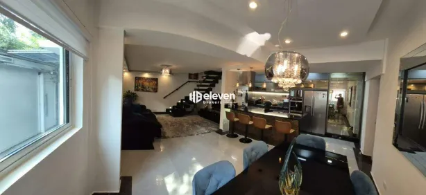 Casa com 2 Quartos à venda, 156m² no Embaré, Santos