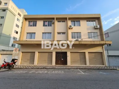 Apartamento com 2 Quartos para alugar, 66m² no Barreiros, São José