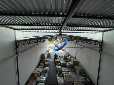 Galpão/Depósito/Armazém à venda, 550m² no Jardim Santa Maria, São José dos Campos