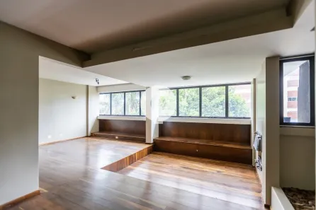 Apartamento com 3 Quartos à venda, 219m² no Mercês, Curitiba