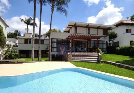 Casa com 4 Quartos à venda, 590m² no Pacaembu, São Paulo