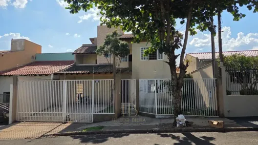 Casa com 4 Quartos à venda, 178m² no Jardim Continental, Londrina
