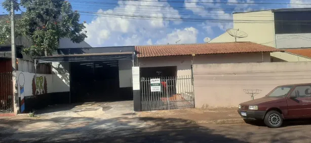 Casa com 3 Quartos à venda, 153m² no Califórnia, Londrina