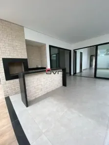 Casa com 3 Quartos à venda, 208m² no Jardim Botânico, Uberlândia
