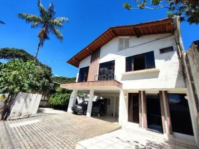 Casa com 4 Quartos à venda, 200m² no Bela Vista, Gaspar