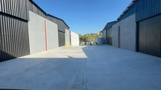 Prédio Comercial para alugar, 2000m² no Operário, Novo Hamburgo