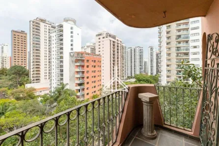 Apartamento com 3 Quartos à venda, 210m² no Indianópolis, São Paulo
