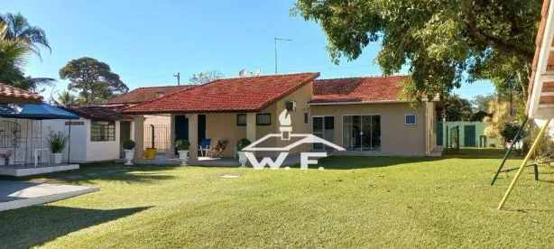 Fazenda/Sítio com 4 Quartos à venda, 438m² no Chácaras Santa Edwirges, Guaratinguetá