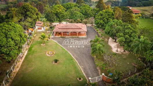 Fazenda/Sítio com 3 Quartos à venda, 198m² no Centro, Piracicaba
