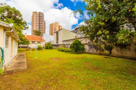 Lote/Terreno à venda, 1230m² no Jardim Social, Curitiba