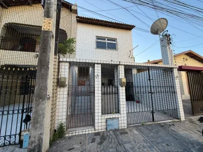 Casa com 3 Quartos para alugar, 95m² no Centro, Fortaleza