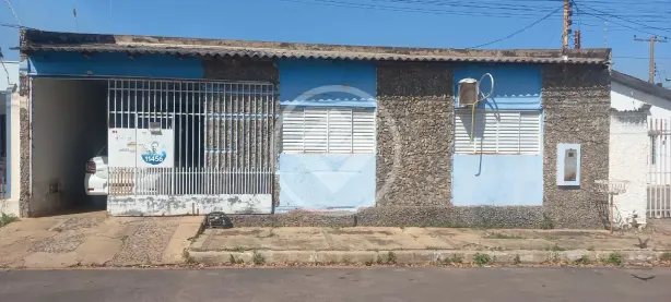 Casa com 5 Quartos à venda, 300m² no Morada do Ouro, Cuiabá