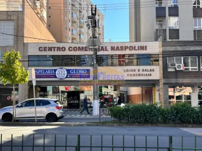 Ponto Comercial para alugar, 65m² no Portão, Curitiba