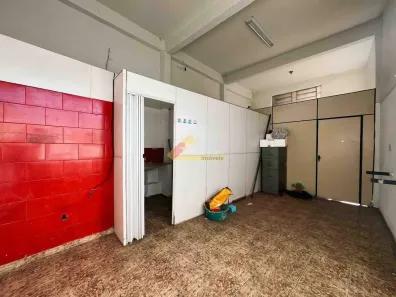 Ponto Comercial para alugar, 30m² no Catalão, Divinópolis