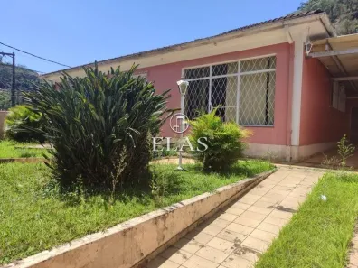 Casa com 3 Quartos para alugar, 170m² no Morin, Petrópolis