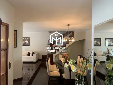 Casa com 5 Quartos à venda, 400m² no Taguatinga Sul, Brasília