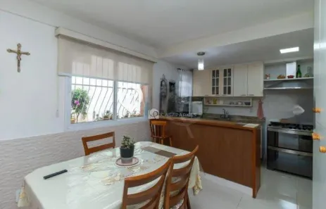 Casa com 2 Quartos à venda, 90m² no Catete, Rio de Janeiro